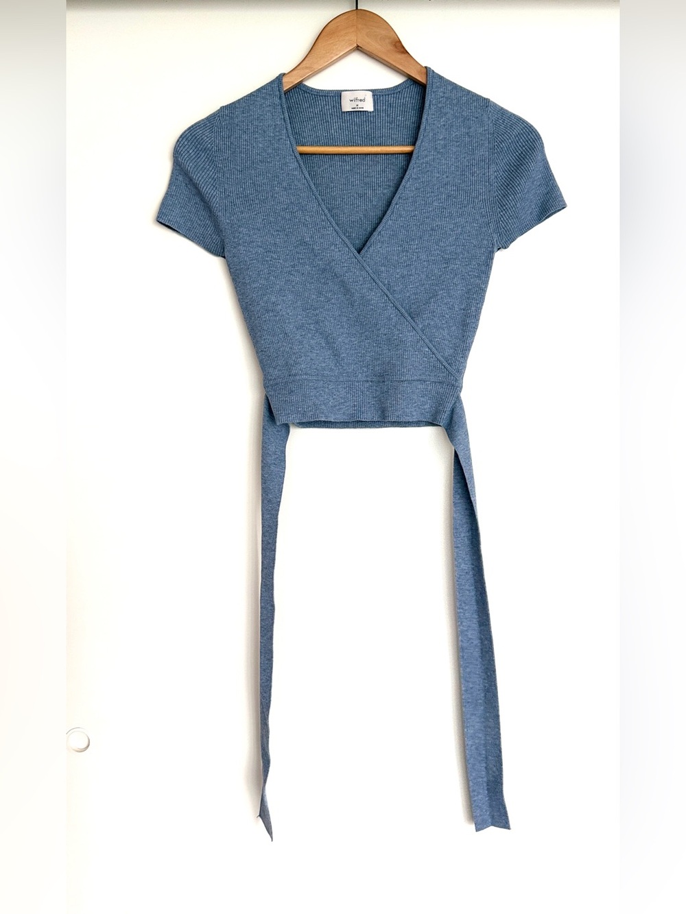 Wilfred Dusty Blue Short-Sleeve Wrap Crop Top